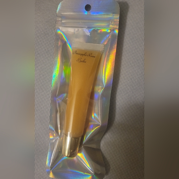 LIP GLOSS - Picture 4 of 4